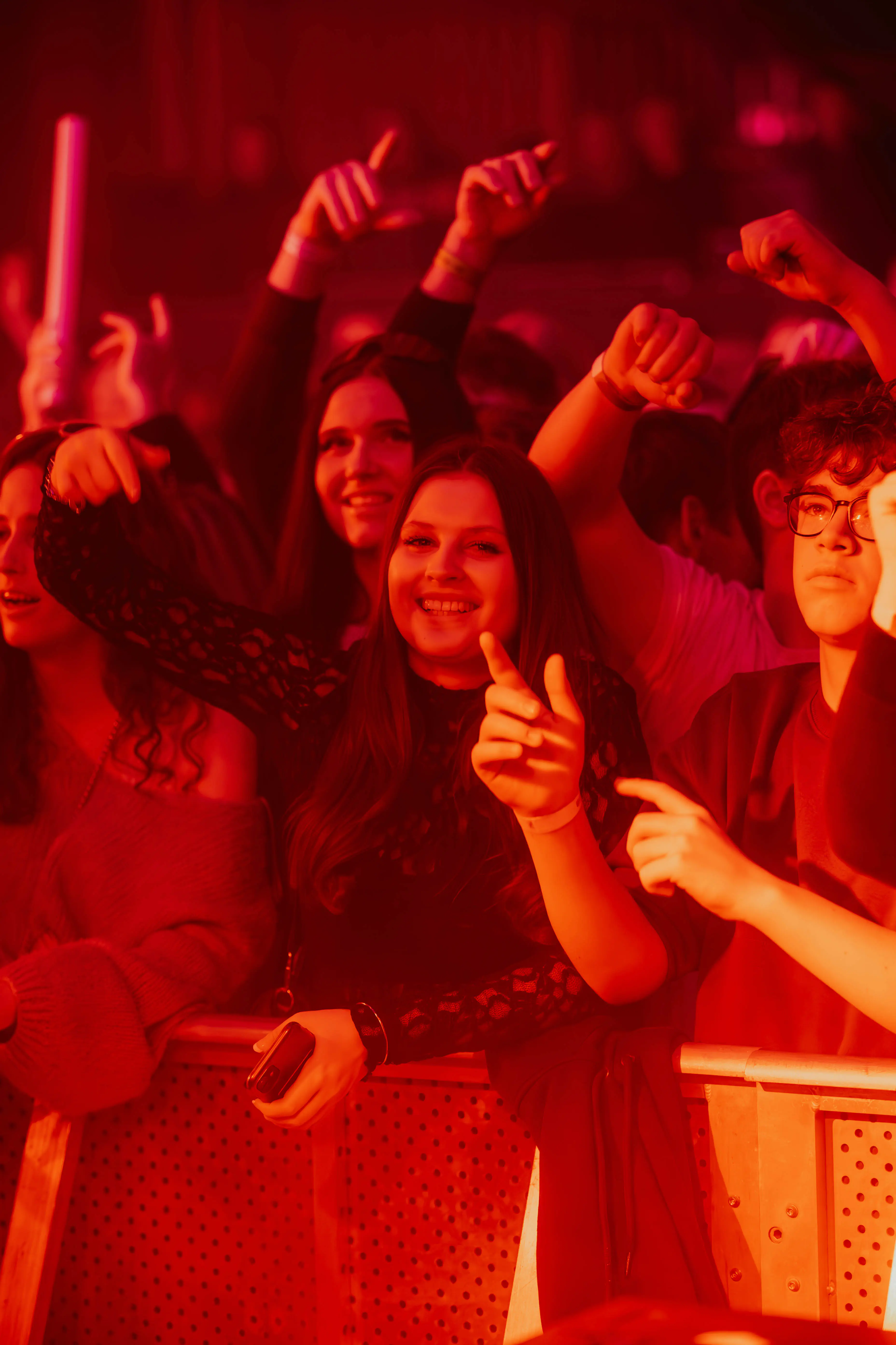 Beesen Bebt 2025 – Nebel und Laser bei Nacht